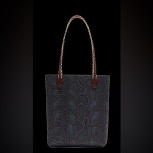 Consuela Everyday Tote Rattler